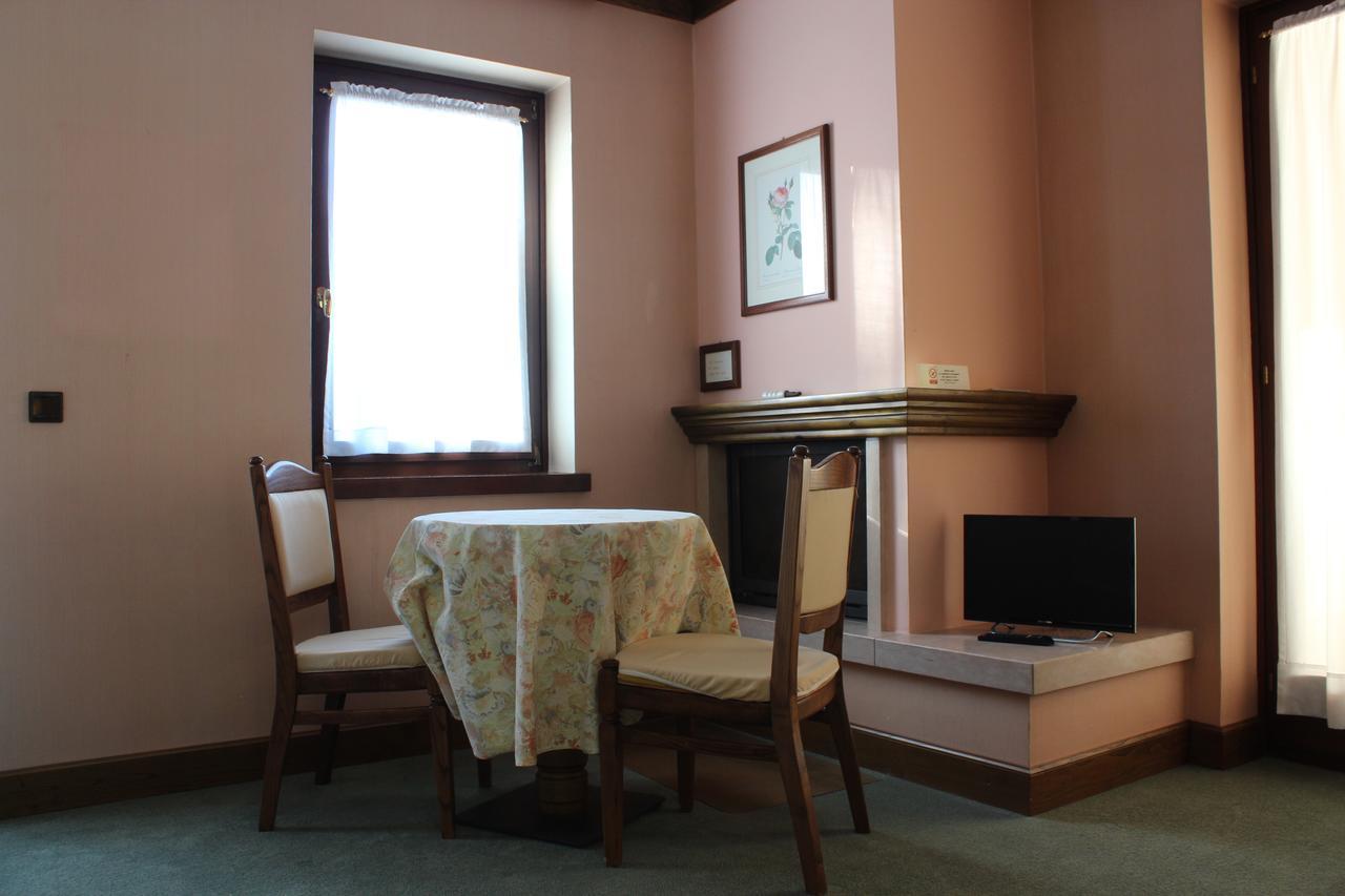 Hotel La Lepre Bianca Галион Екстериор снимка