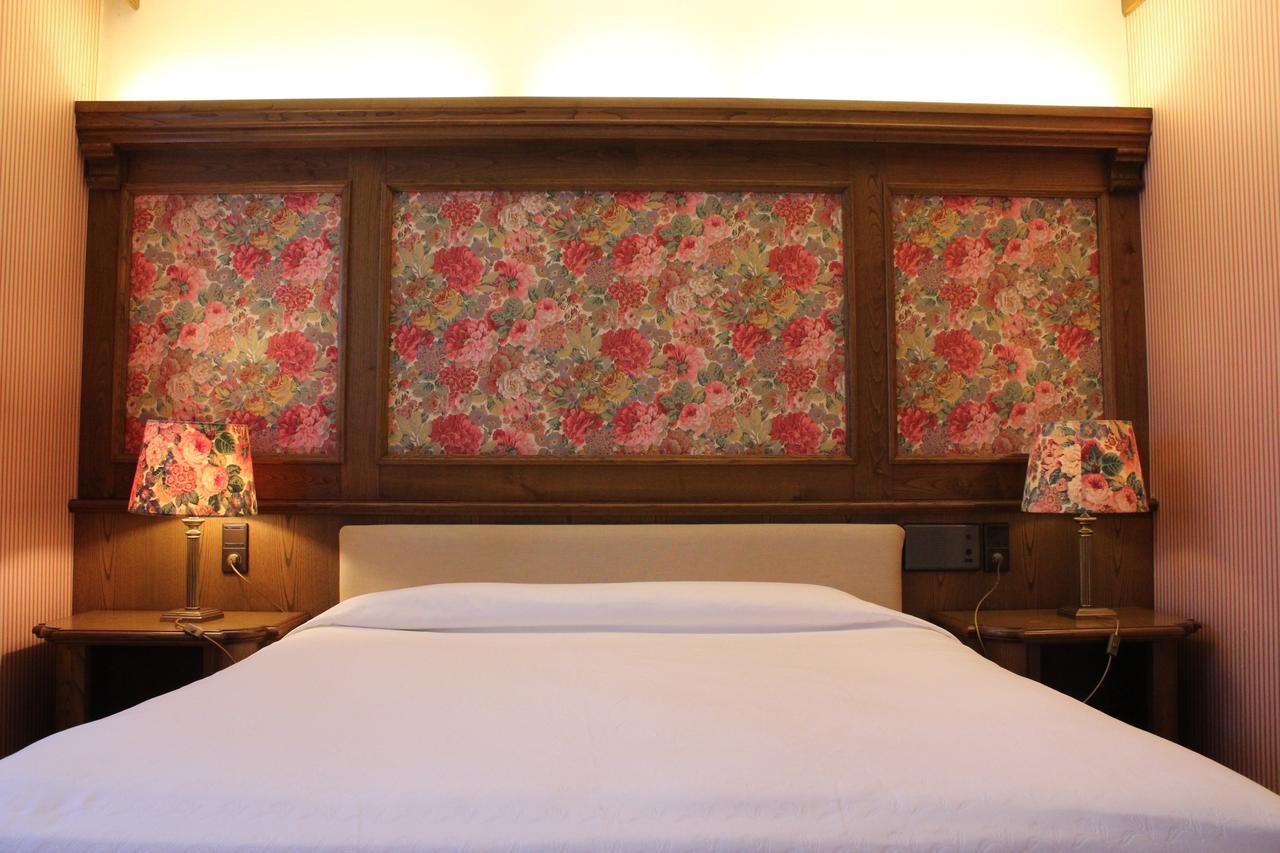 Hotel La Lepre Bianca Галион Екстериор снимка
