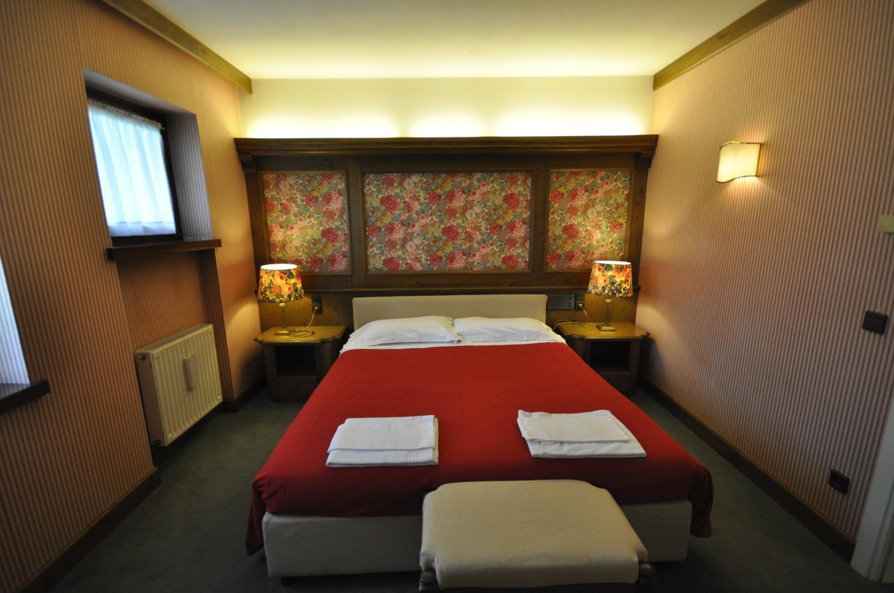 Hotel La Lepre Bianca Галион Екстериор снимка
