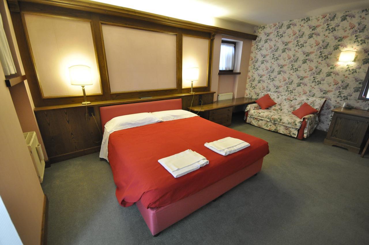 Hotel La Lepre Bianca Галион Екстериор снимка