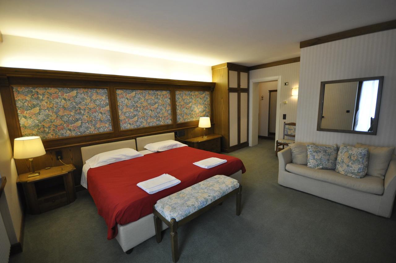 Hotel La Lepre Bianca Галион Екстериор снимка