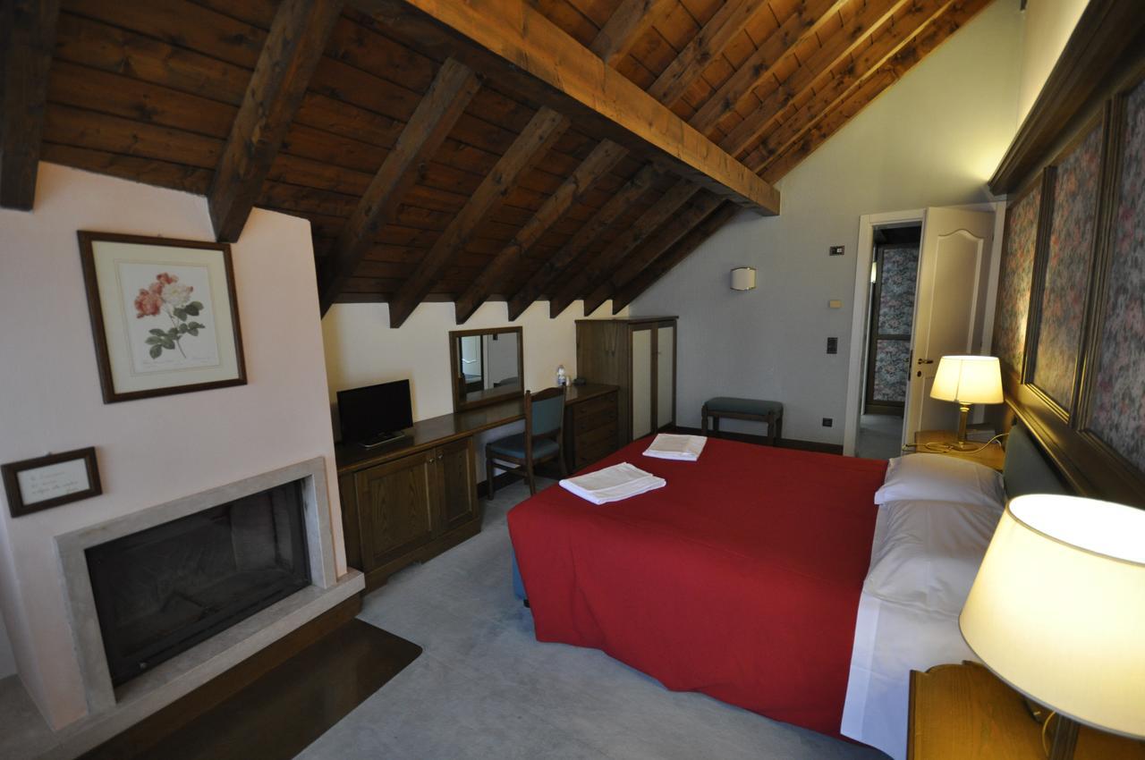 Hotel La Lepre Bianca Галион Екстериор снимка
